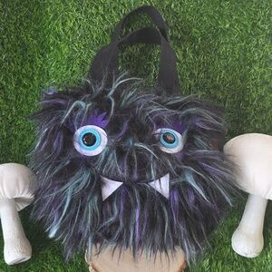 PAPYRUS MONSTER HANDBAG